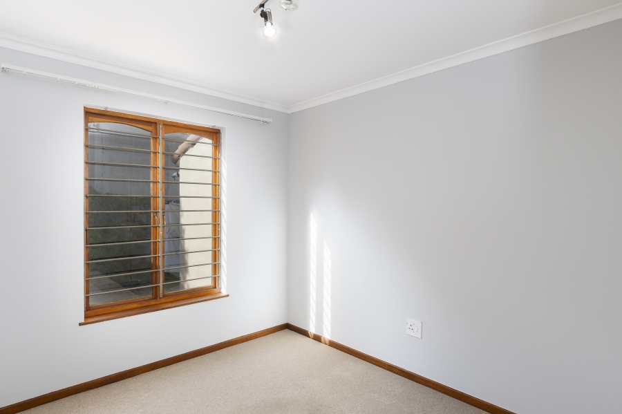 To Let 3 Bedroom Property for Rent in Helena Heights Western Cape